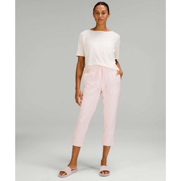 Lululemon Dance Studio Crop Pant Strawberry Milkshake 6 - Picture 1 of 11